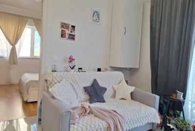 Apartament cu 2 camere semidecomandat, mobilat în Chinteni