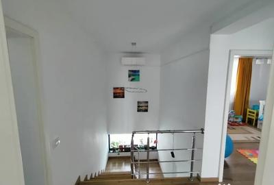 Casă cu 4 camere cu Canalizare în Rediu - 14