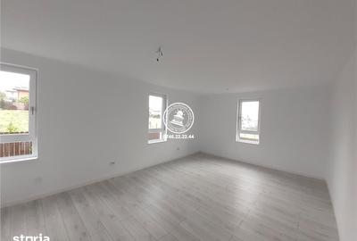 Casă cu 7 camere cu Teren 450 Mp în Valea Lupului - 10