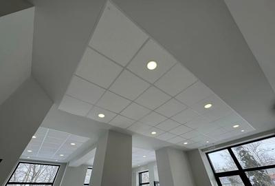 Spațiu comercial, de 104 mp, în Central - 4
