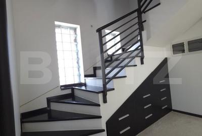 Casă cu 6 camere cu Teren 1304 Mp în Ulmi - 19