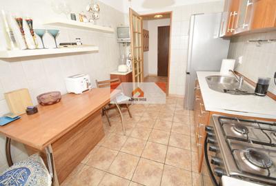 Apartament cu 3 camere în Drumul Taberei - 9