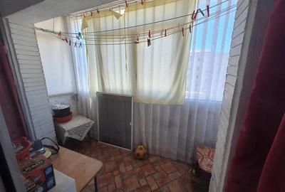 Apartament 3 decomandate, 2 bai, etaj 3 din 4, zona Nord - 13