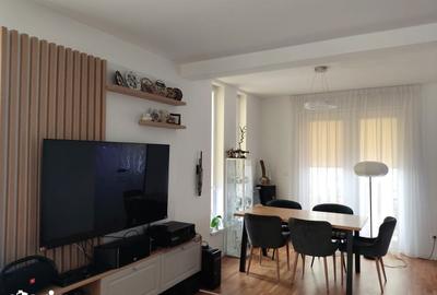 Casă cu 5 camere cu Teren 378 Mp în Albert - 5