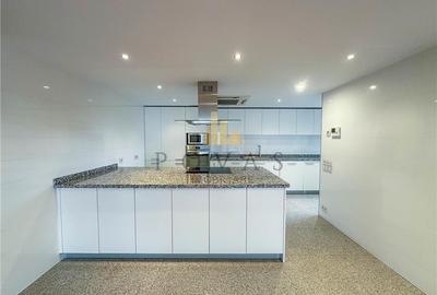 Apartament cu 4 camere semidecomandat în Kiseleff - 11