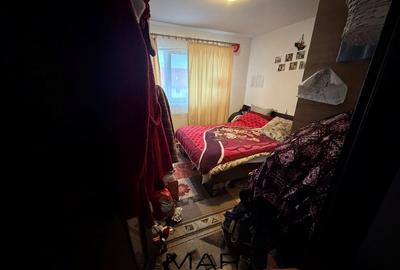 Apartament cu 3 camere decomandat, mobilat în Vasile Aaron - 4