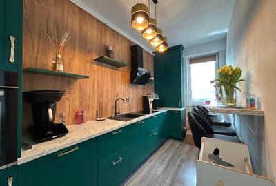 Apartament cu 3 camere decomandat în Ampoi 3 - 1