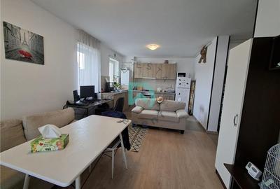 Apartament cu 2 camere decomandat în Tractorul - 4