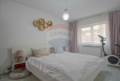 Apartament cu 3 camere semidecomandat, mobilat în Tohanu Vechi