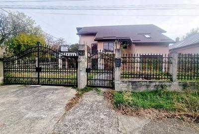 Casa  Zona Linistita - 45