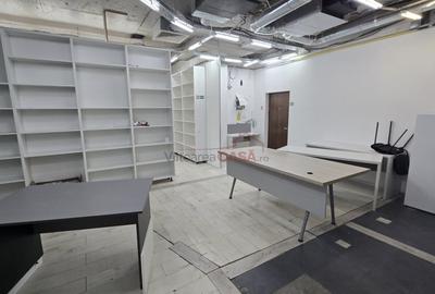 Birou, de 138 mp, în Dacia - 4