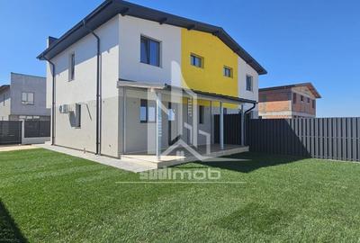 Casă cu 4 camere în Sintești - 8