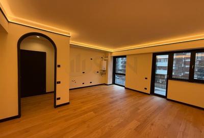 Apartament cu 4 camere semidecomandat în Central - 9
