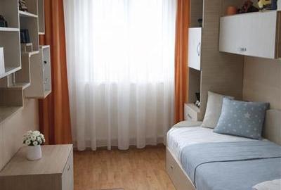 Apartament cu 3 camere decomandat în Central - 3