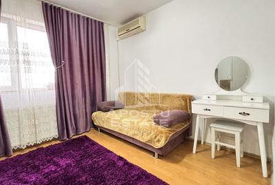 Garsoniera cocheta, mobilata si utilata, etaj intermediar, zona UMT - 2