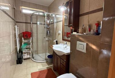 Apartament cu 3 camere semidecomandat în Central - 2