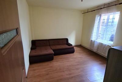 Apartament cu 4 camere în Central - 1