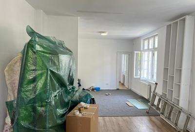 Casă individuală cu 5 camere cu Garaj în Capitale - 4