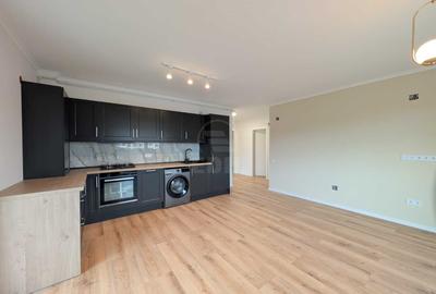 Apartament cu 3 camere semidecomandat, mobilat în Florești