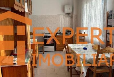 Casa compusa din 7 camere situata in zona EFORIE NORD - CENTRU - 10