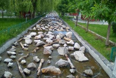 Apartament cu 3 camere decomandat în Tineretului - 1