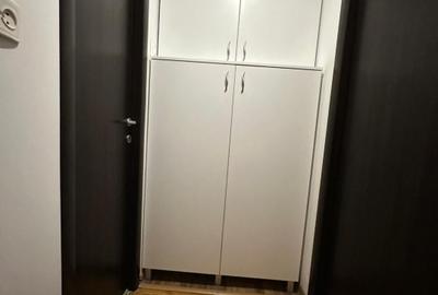 Apartament cu 3 camere semidecomandat în Cișmigiu