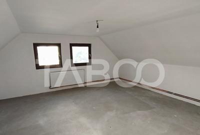 Microferma cu locuinta de vanzare in Pianu de sus - 3