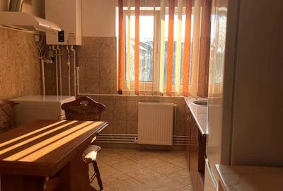 PROPRIETAR Inchiriez ap. 3 camere | Girocului | langa Spitalul Jude?ean - 1