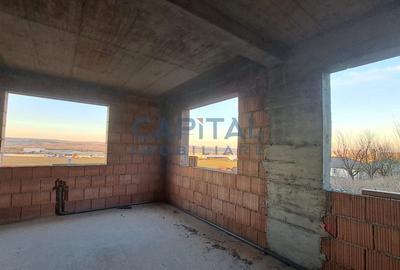 Casa cu garaj, zona Planoare Casa cu garaj, zona Planoare - 8