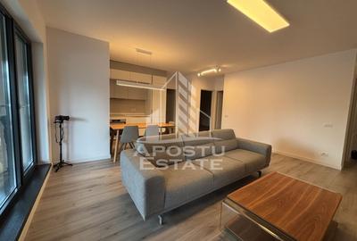 Apartament cu 3 camere,2 bai la Isho, balcon mare 20 mp, etajul intai - 3
