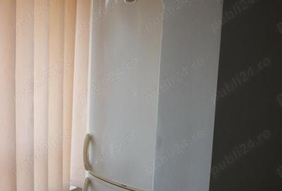 Apartament cu 2 camere decomandat în Între Lacuri - 2