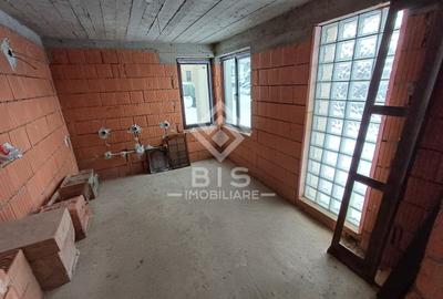 Casă individuală cu 5 camere cu Canalizare în Exterior Sud - 10