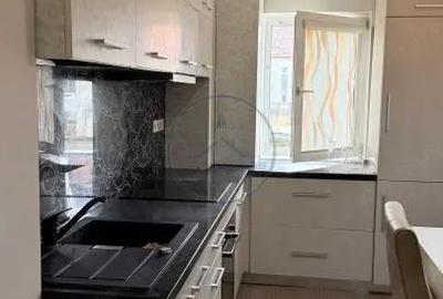 Apartament cu 3 camere decomandat în Ultracentral - 1