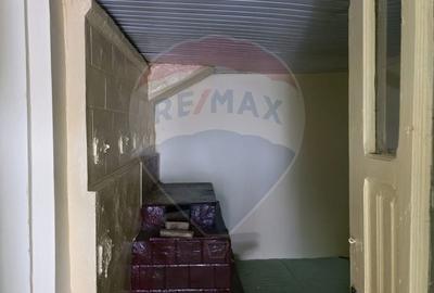 De vanzare casa taranesca Balusesti jud. Neamt - 12