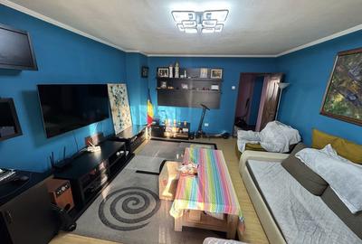 Apartament cu 3 camere decomandat în Carpați 2 - 2