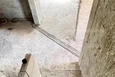 Vand casa la rosu pret 90 de mii negociabil - 3