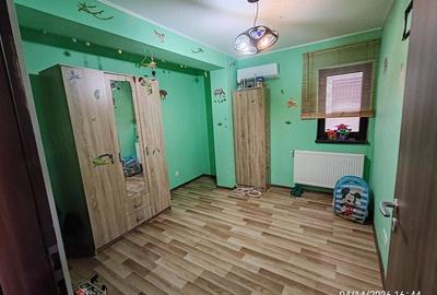 Apartament cu 3 camere decomandat în Ozana - 10