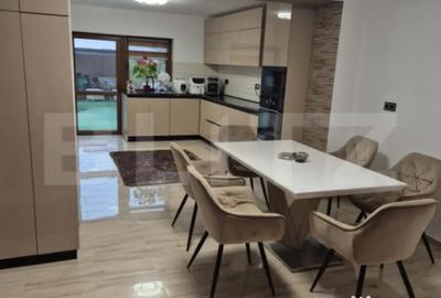 Casă cu 4 camere cu Teren 583 Mp în Central - 15