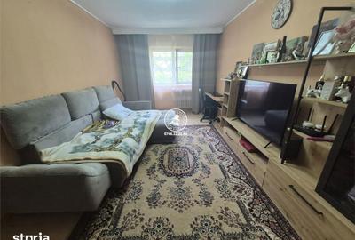 Apartament cu 3 camere decomandat în Dacia - 2