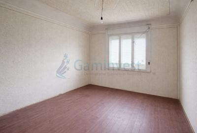 Casă individuală cu 3 camere cu Canalizare în Gepiu - 3