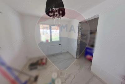 Casa cu 5 camere de vanzare, str. Bobalna, Sighetu Marma?iei - 7