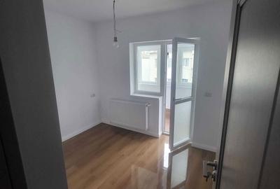 Apartament cu 3 camere decomandat în Mioriței - 5