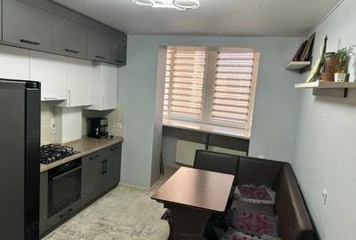 Garsonieră decomandată în Titan - 4