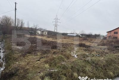 Teren de 1049 mp, în Priseaca - 2