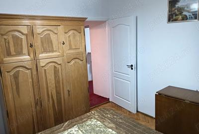 Inchiriez apartament 2 camere in ?tefan cel Mare 250 euro negociabil - 10