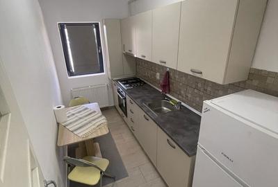 Garsonieră decomandată în Roșiori de Vede - 8