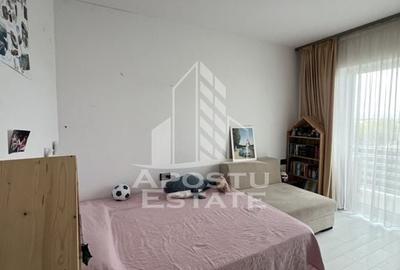 Vila deosebită parte dintr-un triplex - 21
