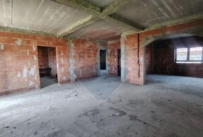 Casă cu 6 camere cu Teren 1025 Mp în Ciușlea - 6