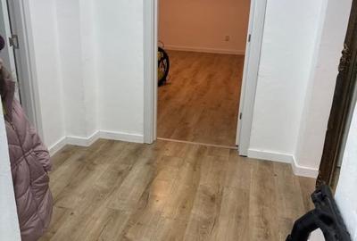 2 camere Titan Parc - Metrou - 4