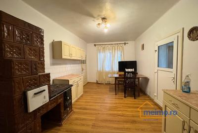 Casa cu 4 camere, beci si teren drept de 1700mp, strada Victoriei, Comanesti - 7
